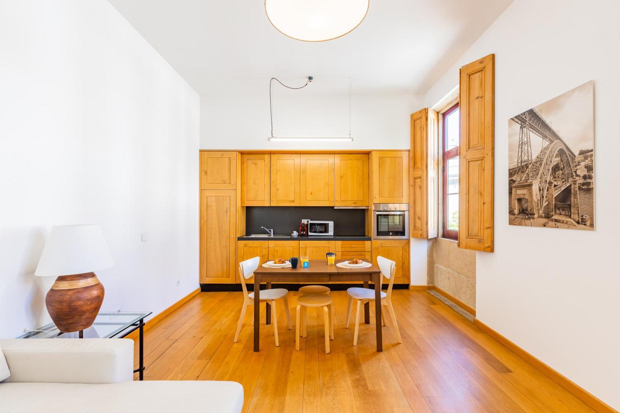 Casa Trindade Apartments Порту Экстерьер фото